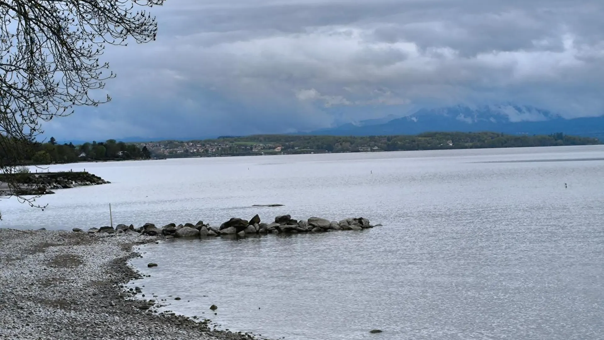 Appartement 3 Chambres Au Bord Du Lac - Thonon-Les-Bains Apartment